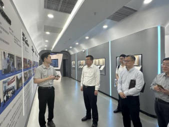 日本色情
党委副书记、院长孙真荣带队赴广州调研 (2)218 日本色情
党委副书记、院长孙真荣带队赴广州调研 (2)218